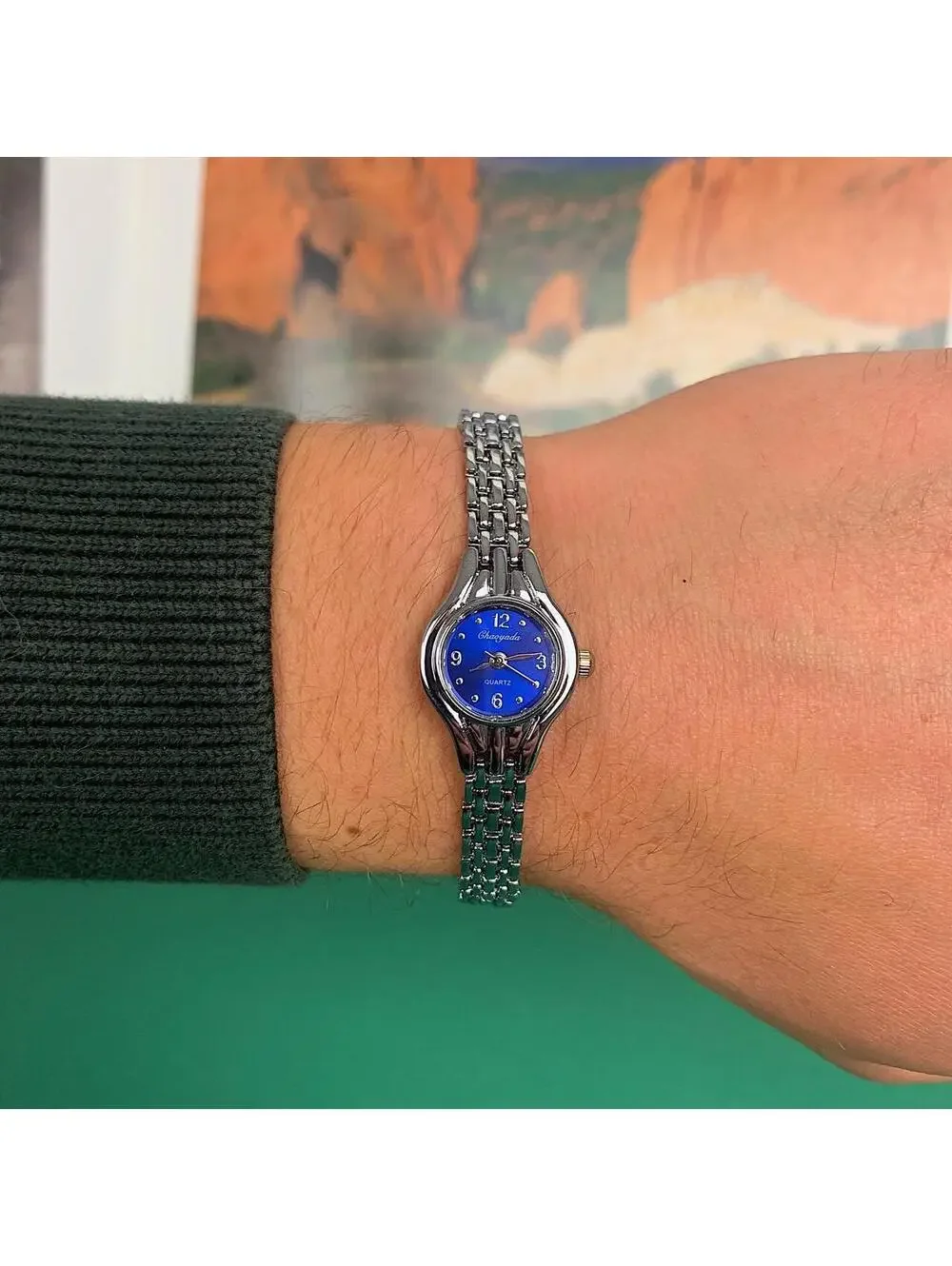 Minimalistic Silver and Blue Face round dainty stainless steel y2k 2000s style w